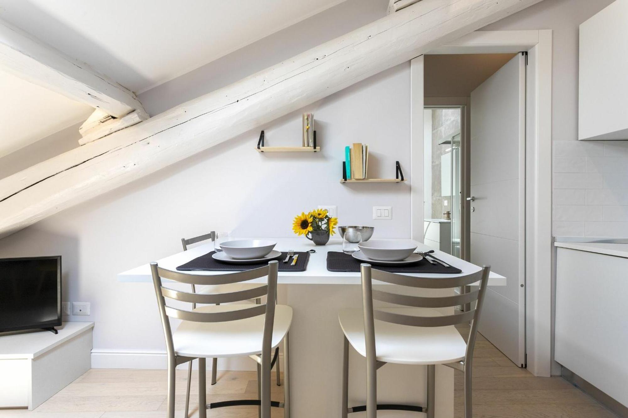 Ferrucci 1 Bedroom Attic In By Halldis Appartement